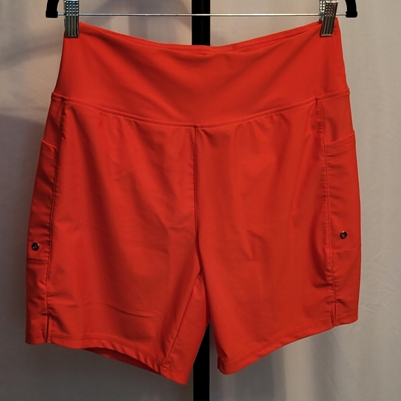 Gradual Women's Sport Poly Shorts, Size Large, Like New, Never Worn - Picture 1 of 3
